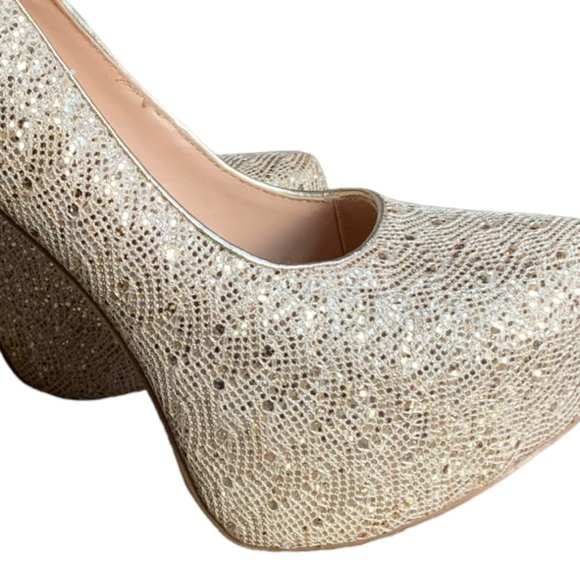 De Blossom Collection Bling platform heels \ Size 9 - Picture 10 of 13